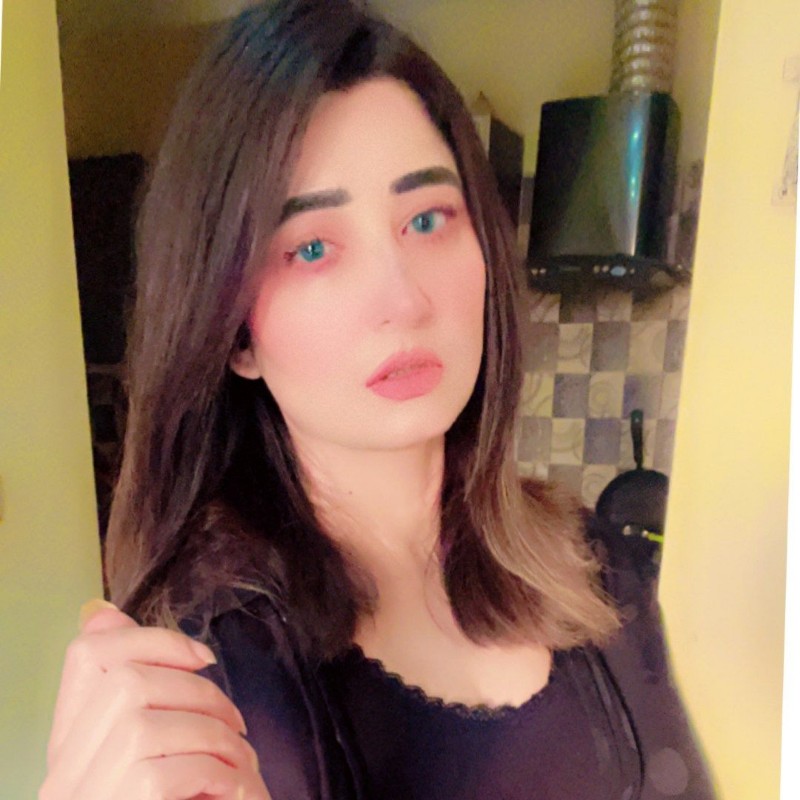 Arzoo Akhtar (@arzoo_akhtar) | Snapchat Stories, Spotlight & Lenses