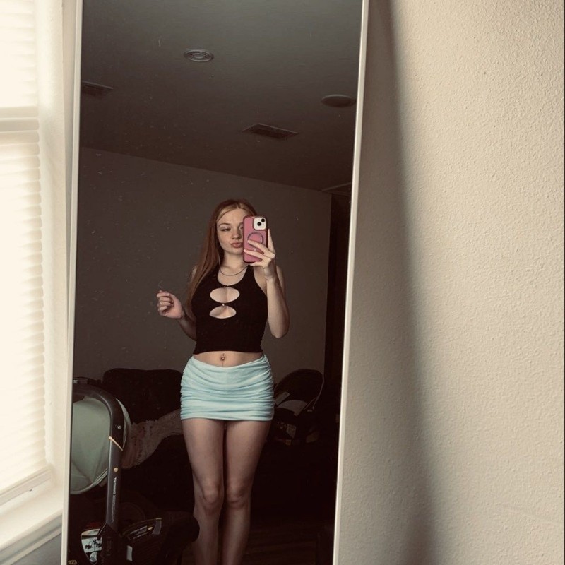 ava bby ♡ (@avabbyyyy) | Snapchat Stories, Spotlight & Lenses