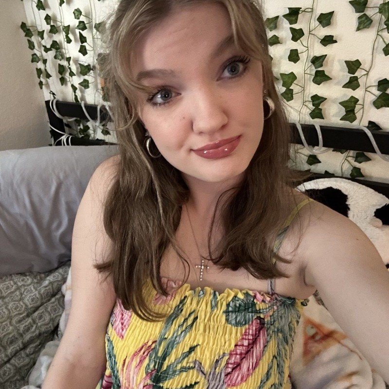 AvereyHutt🎾 (@avey_baby4111) | Snapchat Stories, Spotlight & Lenses