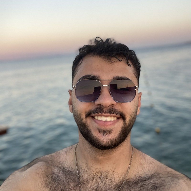 Ayman (@aymanawwad23) | Snapchat Stories, Spotlight & Lenses