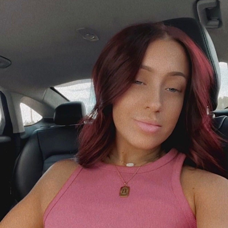 Bailea Sampson (@baileanicolee) | Snapchat Stories, Spotlight & Lenses