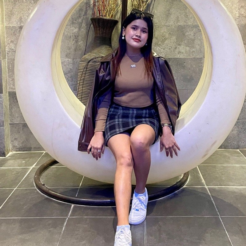 Bina Api New Bina G Bishwokarma (@binabiswokarm24) | Snapchat Stories, Spotlight ...