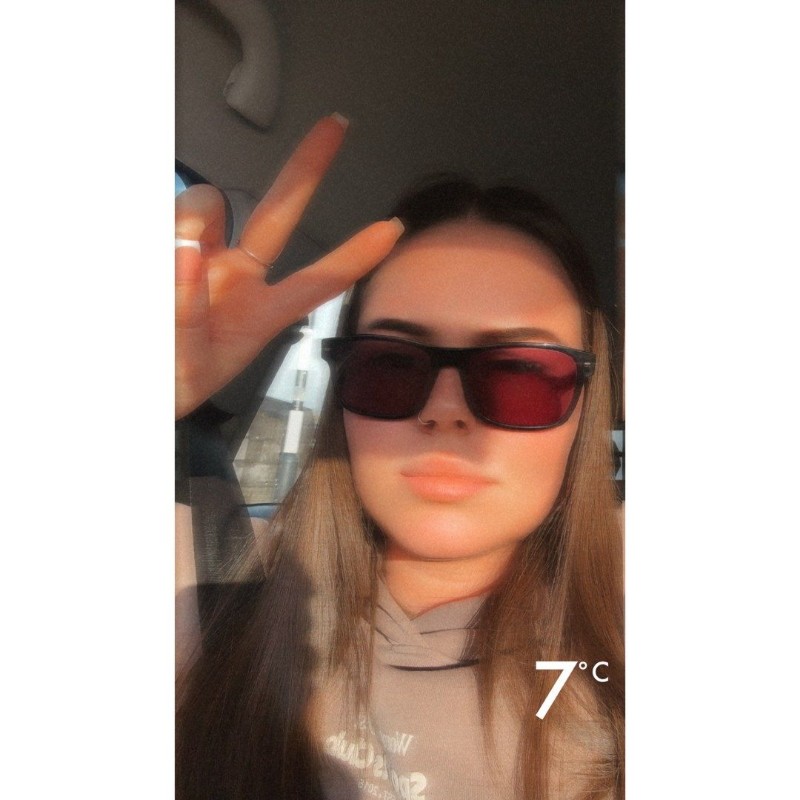 ♡☹︎ ℭ𝔞𝔦𝔰𝔢𝔶 ☹︎♡ (@caisey_jadexo) | Snapchat Stories, Spotlight & Lenses