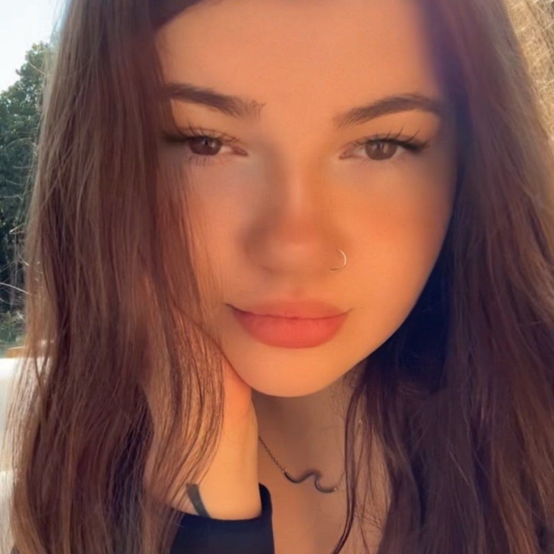 Caitlynn (@caitlynn_906) | Snapchat Stories, Spotlight & Lenses