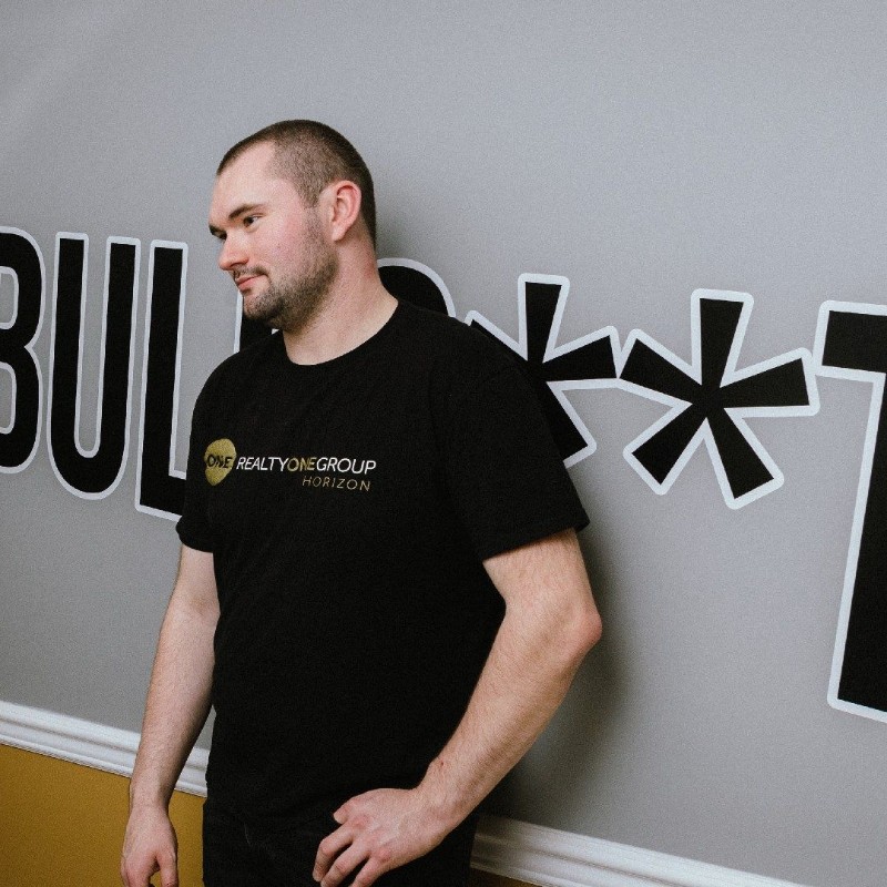 Cameron Yockey(cameron_yockey) เรื่องราว Snapchat ตลอดจน Spotlight