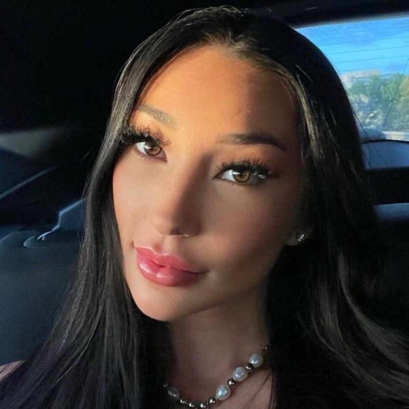 Carly Bel 💕 (@carlyb.tv) | Snapchat Stories, Spotlight & Lenses