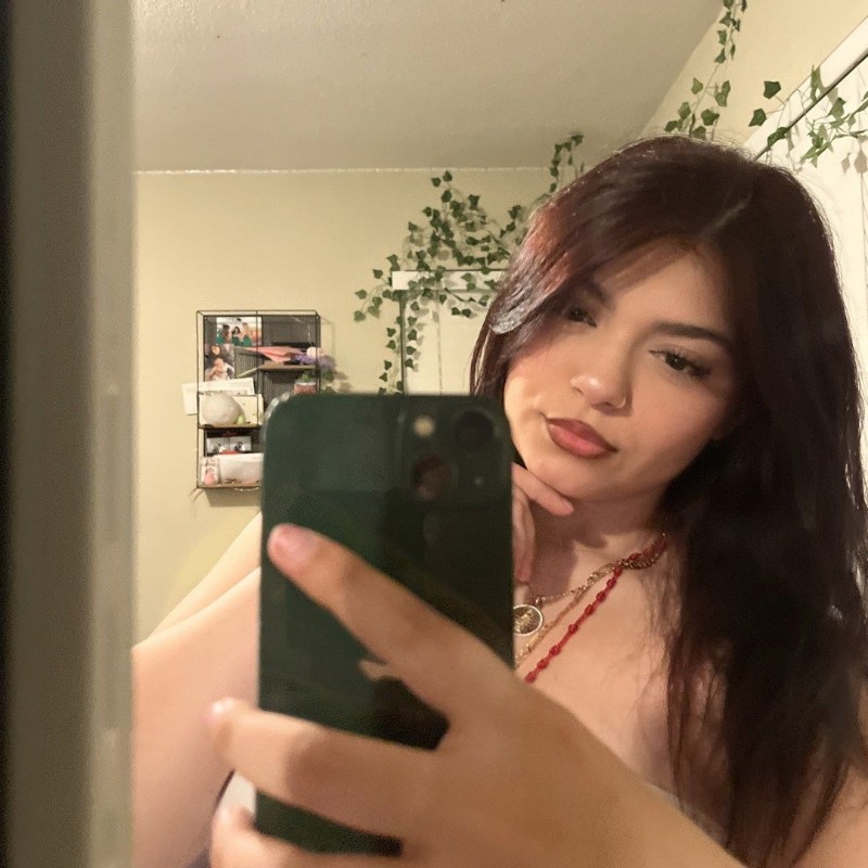 diamond(ch4nnel2db) เรื่องราว Snapchat ตลอดจน Spotlight และเลนส์