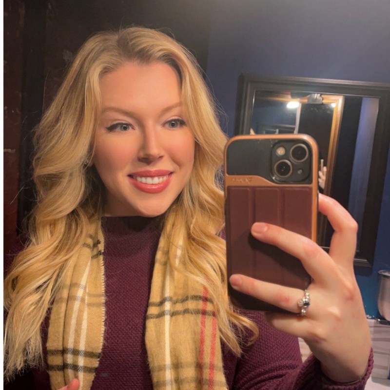 Cierra Taylor Young (cierra_mist) Snapchat Stories, Spotlight & Lenses