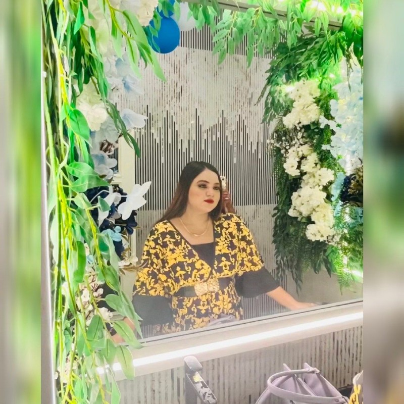 𝐃𝐚𝐫𝐚𝐤𝐬𝐡𝐚 ️ (@daraksha_0411) | Snapchat Stories, Spotlight & Lenses