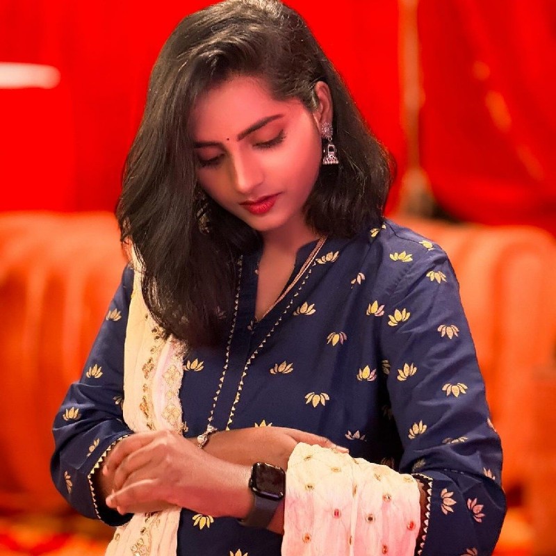 Devika (@devikaa057) | Snapchat Stories, Spotlight & Lenses