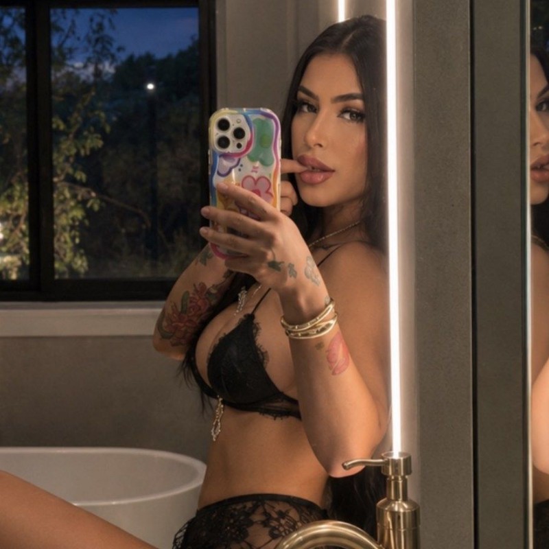 Diamond Franco ( diamondxofranco) Snapchat Stories, Spotlight & Lenses