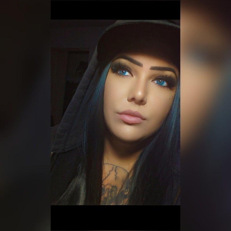 🖤𝕬𝖗𝖎𝖊𝖑 𝕽𝖆𝖊🥀 (@dogmom20890) | Snapchat Stories, Spotlight & Lenses