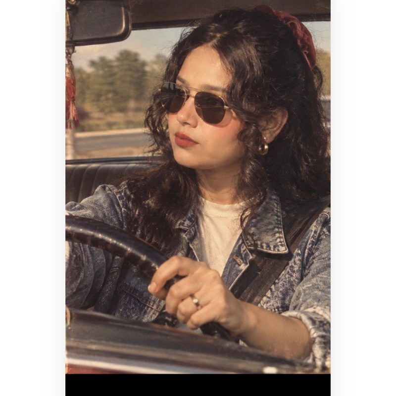 Simran👸 (@earnwithsimmy) | Snapchat Stories, Spotlight & Lenses