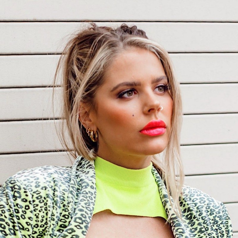 Elena Davies(@elenadavies) | เรื่องราว Snapchat ตลอดจน Spotlight และเลนส์