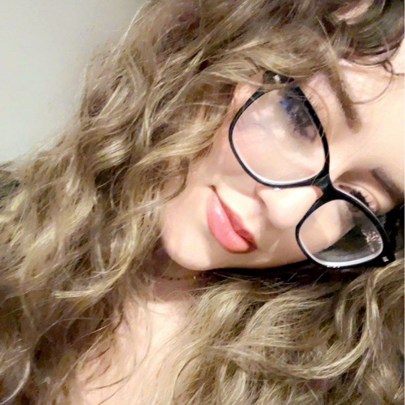 ember ♡ (@emberoseeee) Snapchat Stories, Spotlight & Lenses