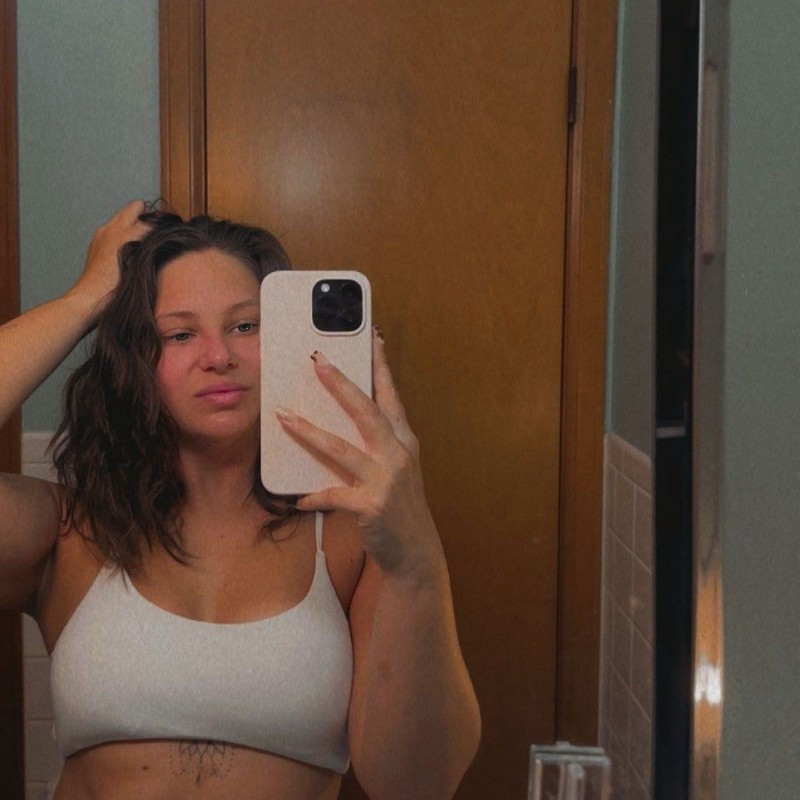 Emily (@emilyt2727) | Snapchat Stories, Spotlight & Lenses