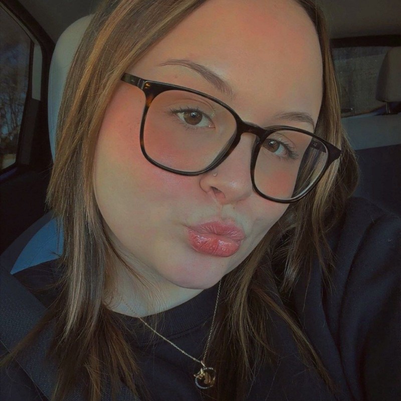 emma ️‍🔥 ( emmaa_gibbs) Snapchat Stories, Spotlight & Lenses