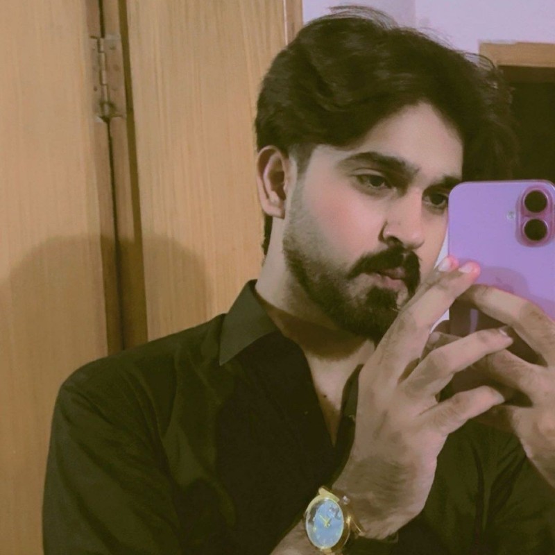 Marry Api عمیر اقبال۔ (@ets.marry) | Snapchat Stories, Spotlight and Lenses