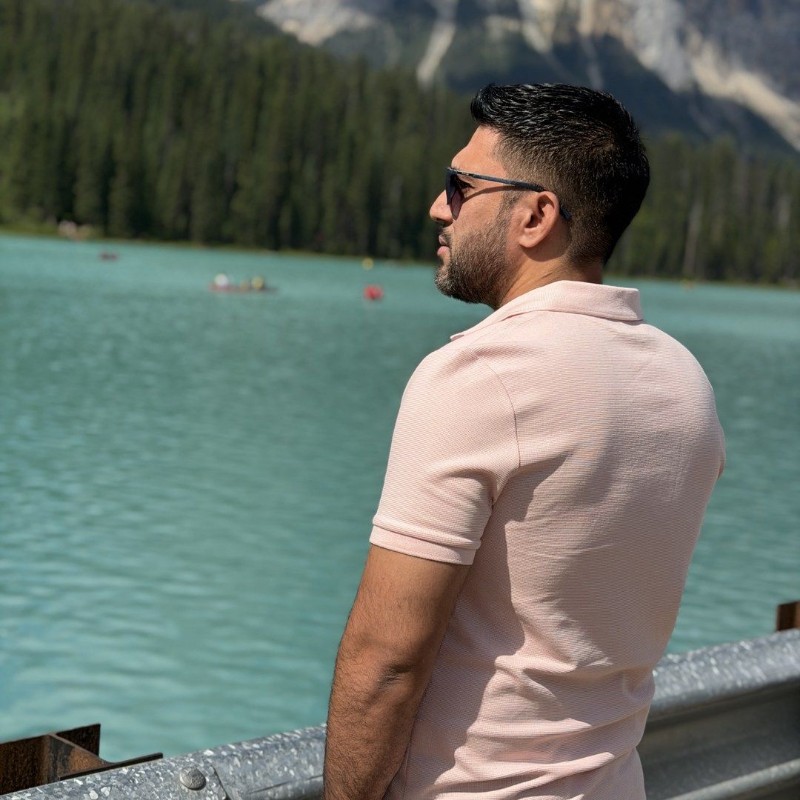 Fahiad R Fahad Riaz (@fahadriax) | Snapchat Stories, Spotlight & Lenses