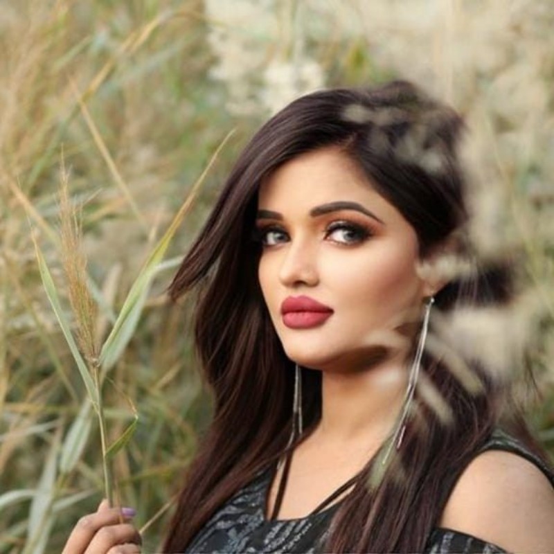 Farwa Shah (@farwa99) | Snapchat Stories, Spotlight & Lenses