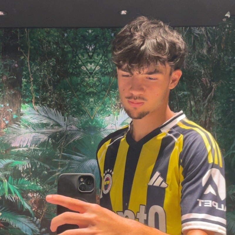 Fatih (@fatih_yldd) | Snapchat Stories, Spotlight & Lenses
