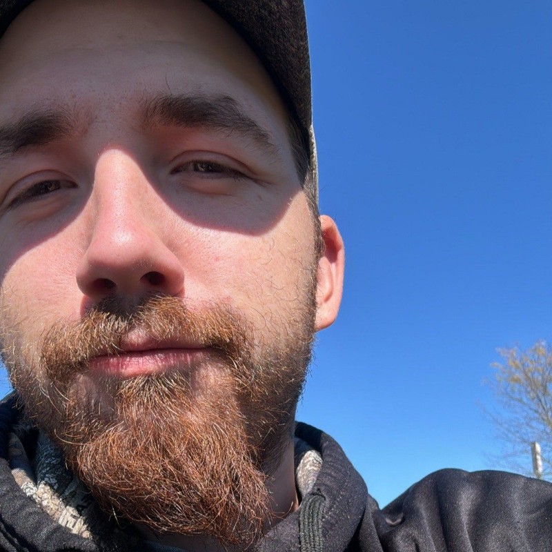 Jordan (funnywhite_joke) Snapchat Stories, Spotlight & Lenses