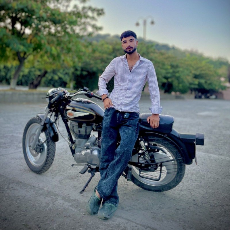 GURU 🇨🇦 (furrkkan_x) Snapchat Stories, Spotlight & Lenses