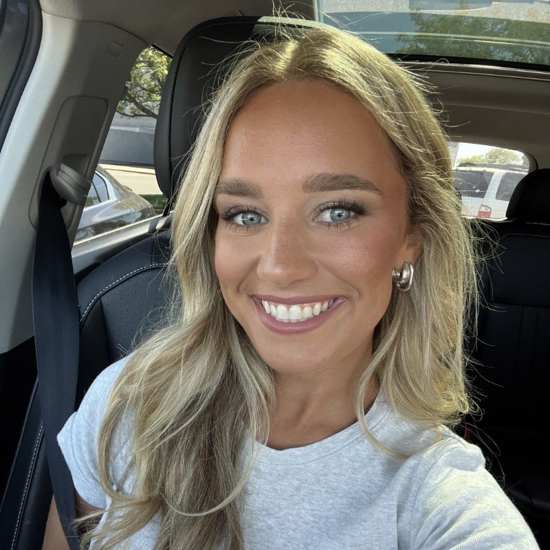 Grace Williams (@gracemarywill) | Snapchat Stories, Spotlight & Lenses