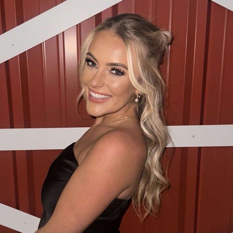 grace roberts💗(@gracie_r14) | สตอรี่ Snapchat ตลอดจน Spotlight และเลนส์