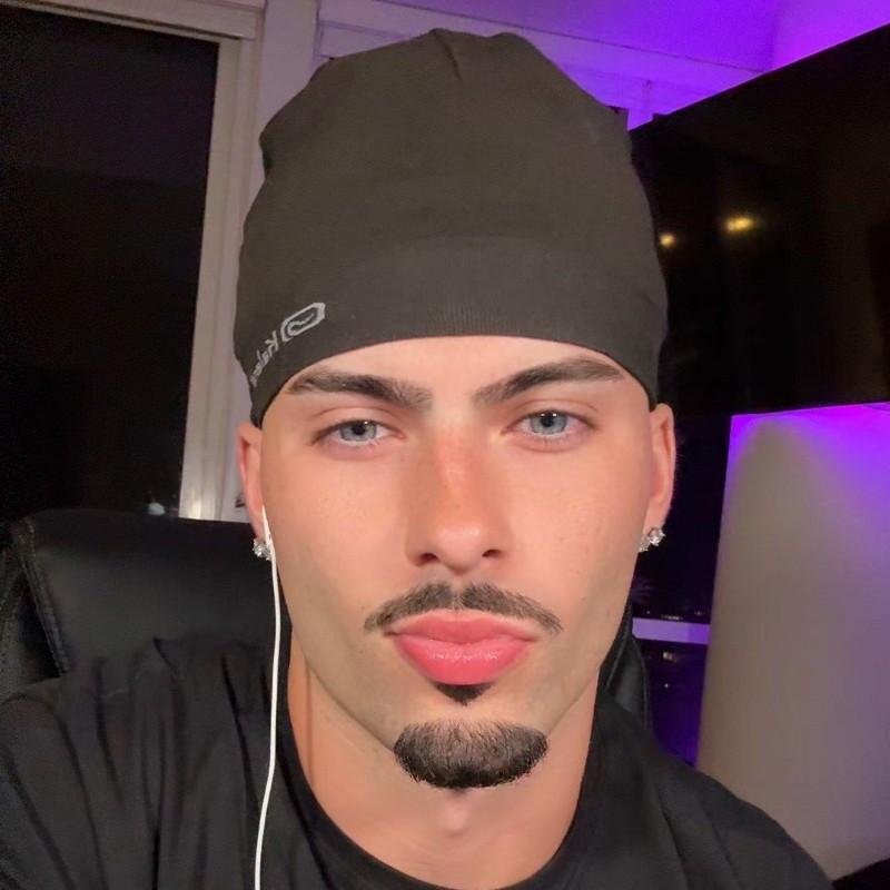 Braeden Carter (@gtbgringo2025) Snapchat Stories, Spotlight & Lenses