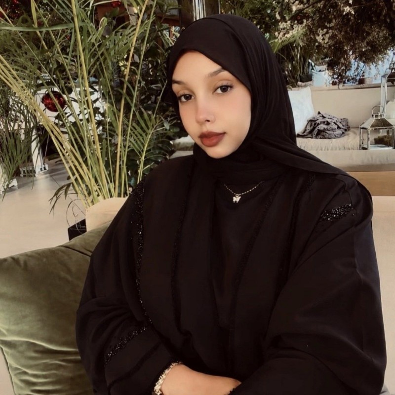 Hafsa 💐 (@hafsa_nageye) | Snapchat Stories, Spotlight & Lenses
