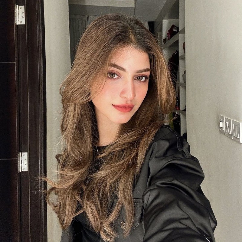 Kinza Hashmi (@hashmiikinza) | Snapchat Stories, Spotlight & Lenses