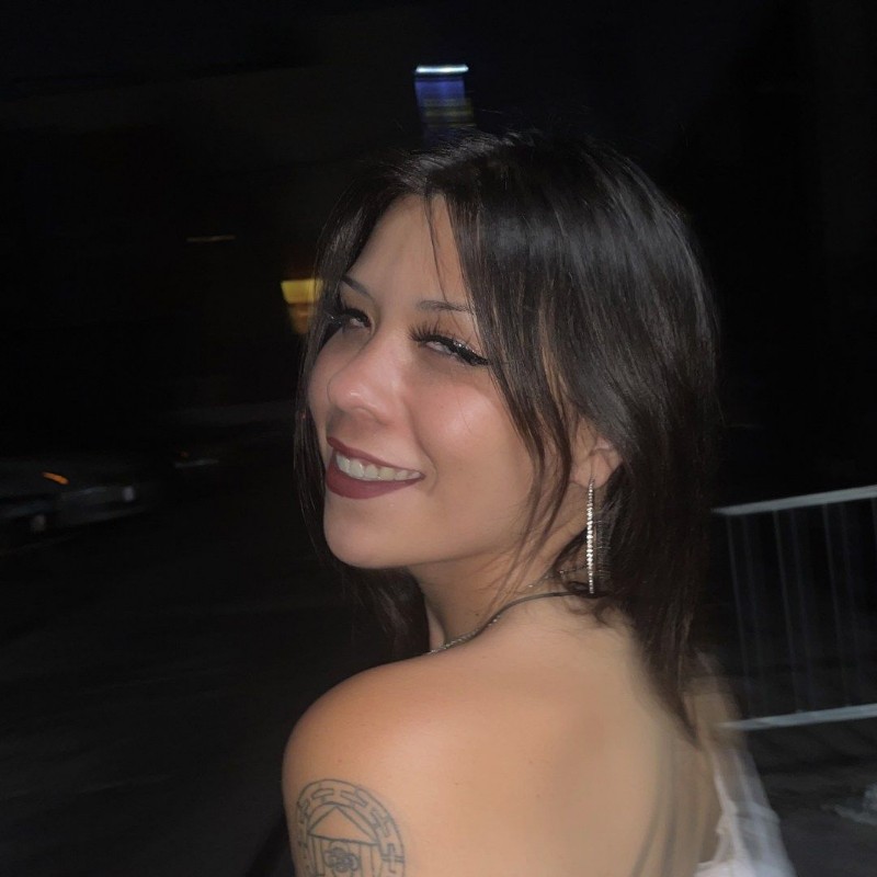 Haley (hazeyhaley) Snapchat Stories, Spotlight & Lenses