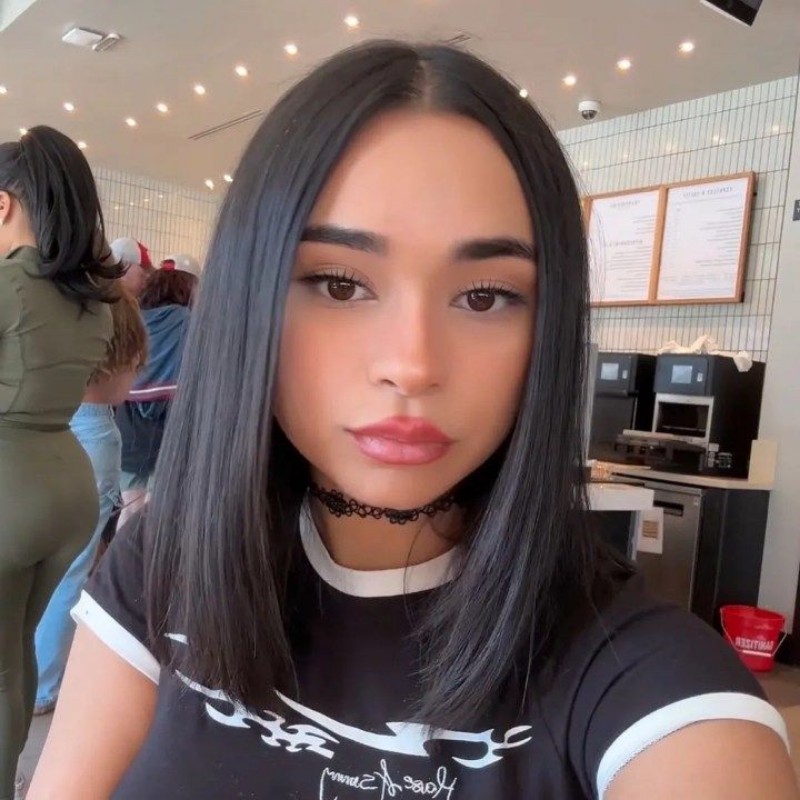 Lela sohna🥳 (@hettiespagheti) Snapchat Stories, Spotlight & Lenses