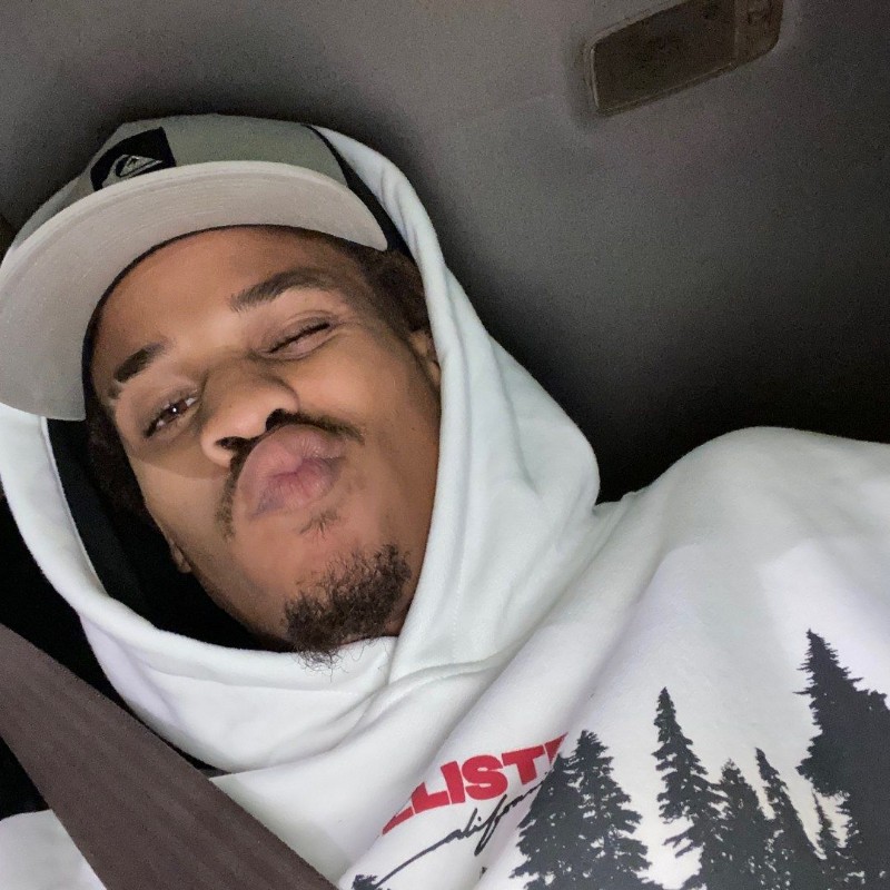 AyenTee 🇦🇴🎙 (@i_yentee) | Snapchat Stories, Spotlight & Lenses