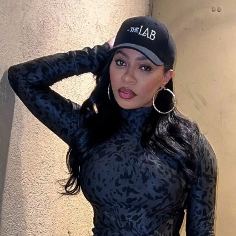 Niema(iam_niema) เรื่องราว Snapchat ตลอดจน Spotlight และเลนส์