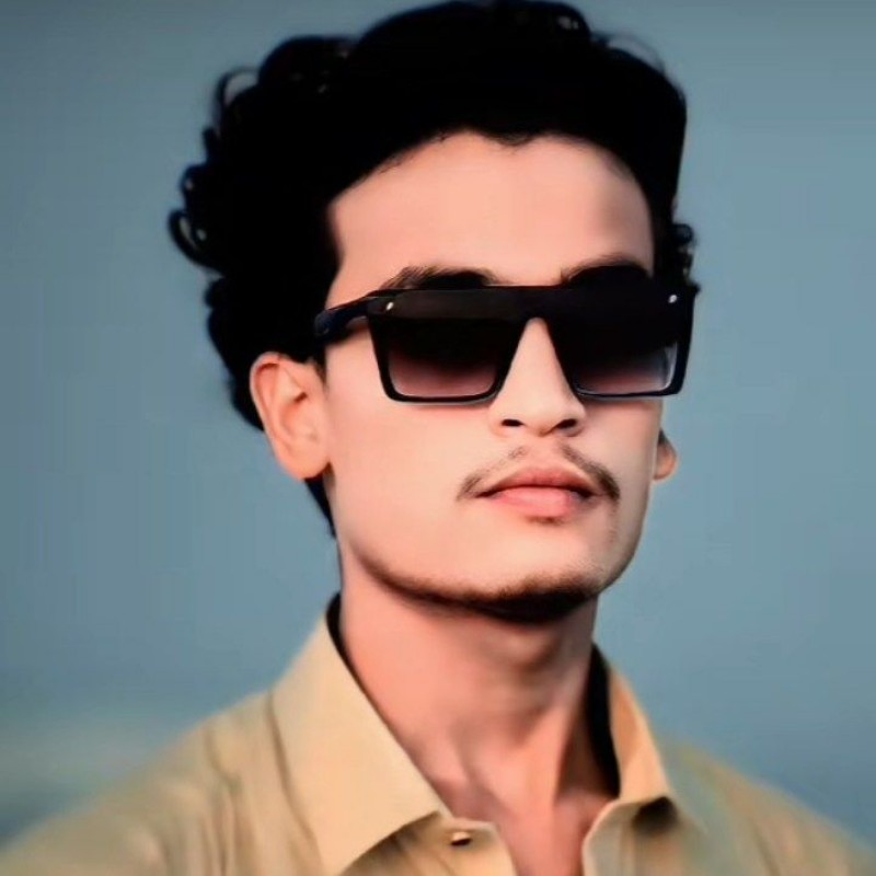 ☠𝙨𝙝𝙖𝙮__𝙨𝙖𝙣𝙜𝙪𝙧༒ (@iim_arbab) | Snapchat Stories, Spotlight & Lenses