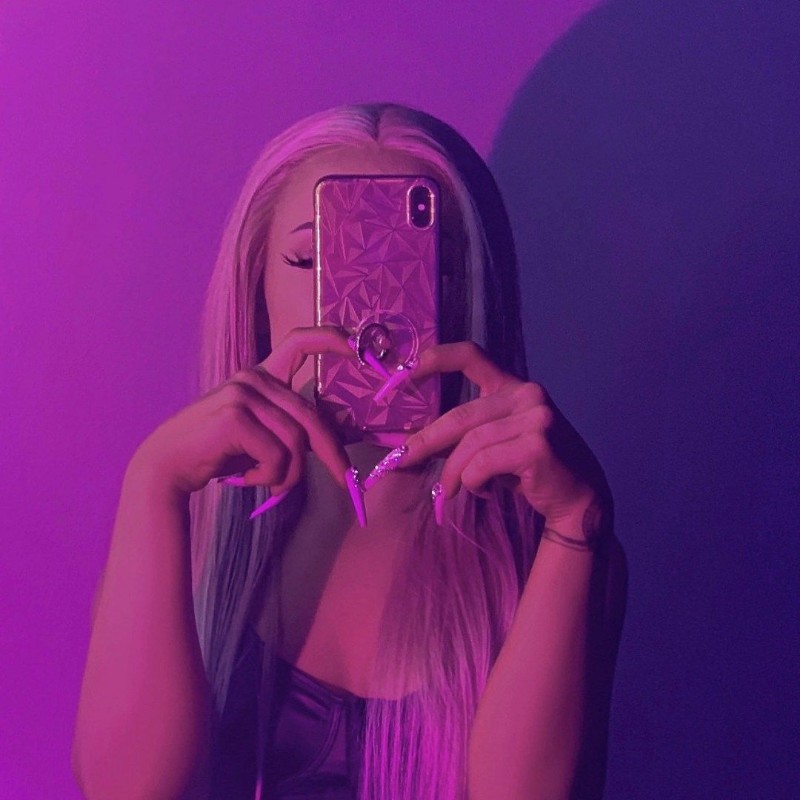 ilah-rhae-ilahrhae-snapchat-stories-spotlight-lenses
