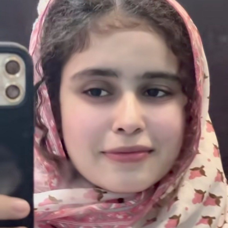 Insha__01 (@insha20255621) | Snapchat Stories, Spotlight & Lenses