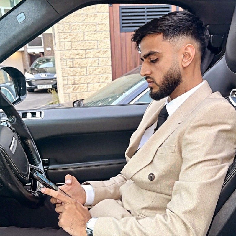 Issmail Friend Ismail ⚜️ (@ismail-hussain) | Snapchat Stories, Spotlight & Lenses