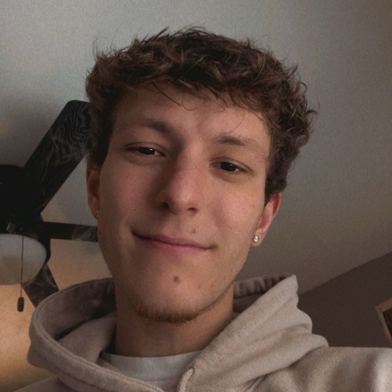 Jason Sauer (jason.sauer0) Snapchat Stories, Spotlight & Lenses