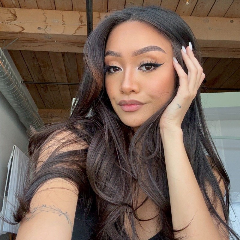 Jenavieve ( jenavieve.rose) Snapchat Stories, Spotlight & Lenses