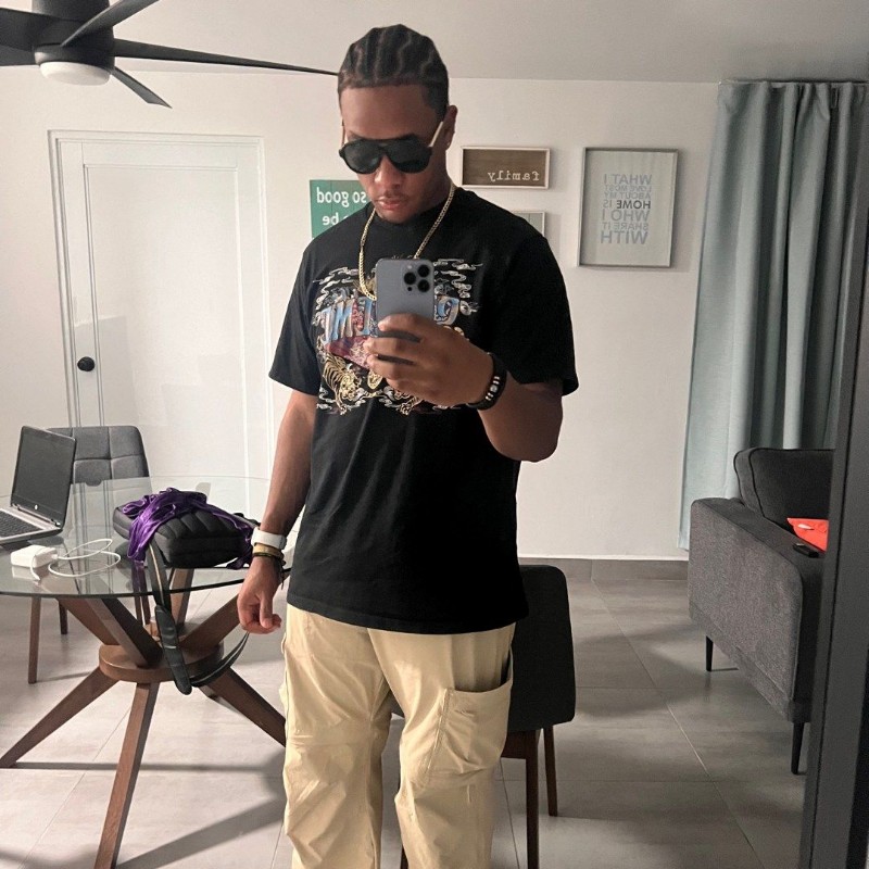 Jesus Sarda☔️(jesussarda) เรื่องราว Snapchat ตลอดจน Spotlight และเลนส์