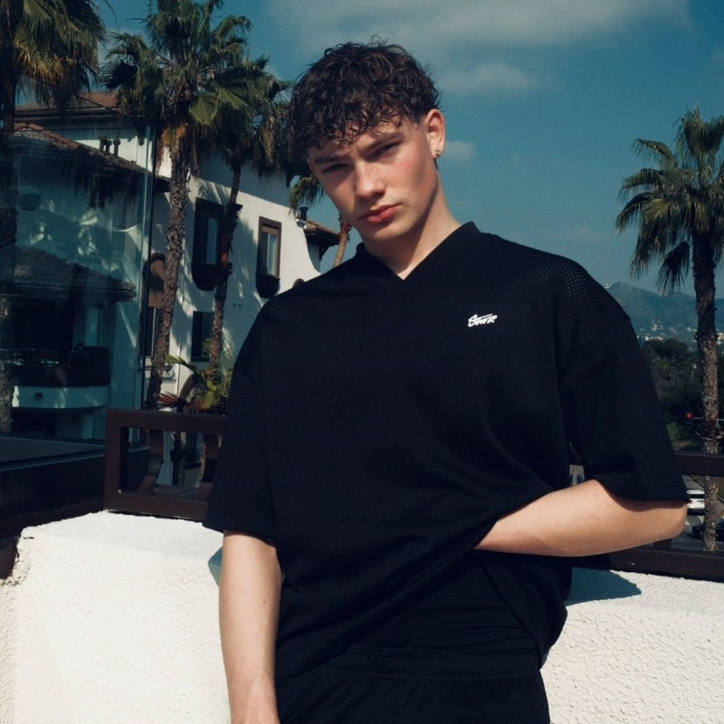 Josh Olliver (@joshdecember10) | Snapchat Stories, Spotlight & Lenses