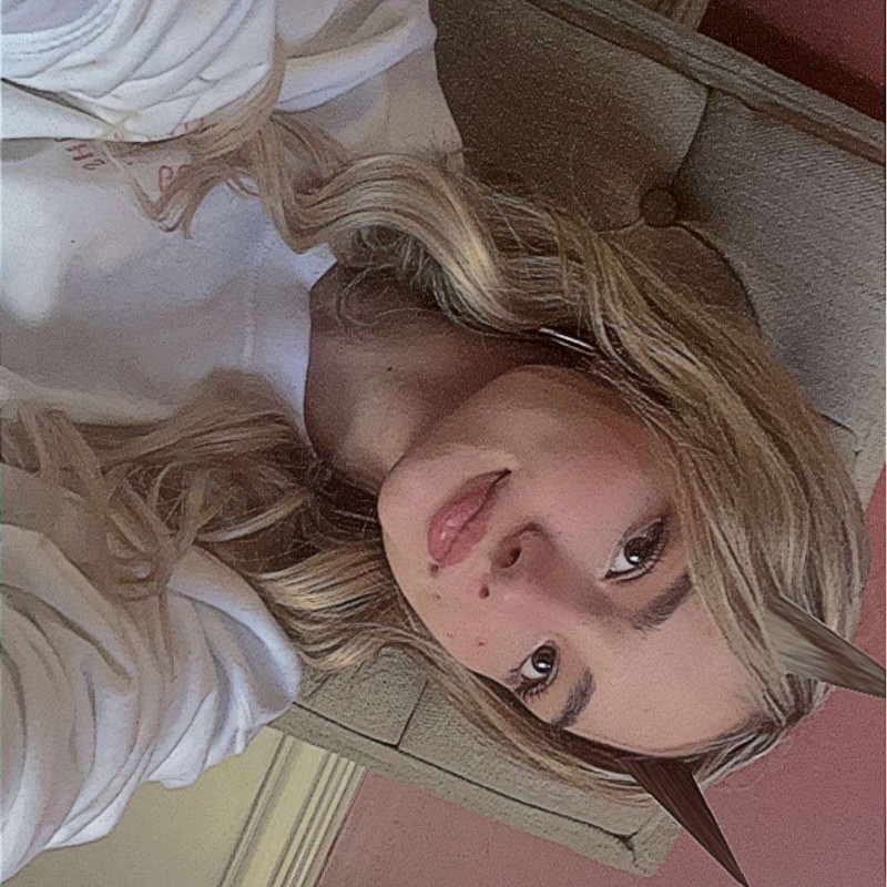 ๐๐คKarley๐๐ค (karley_moore10) Snapchat Stories, Spotlight & Lenses