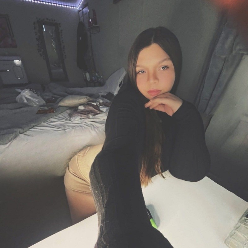 Kaylizzle kayli (@kayliliz) | Snapchat-Stories, Spotlight och linser