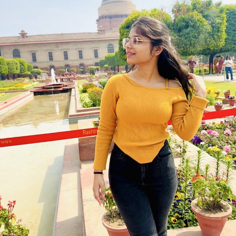 Komal Gautam🖤 (@kgautam9716) | Snapchat Stories, Spotlight & Lenses