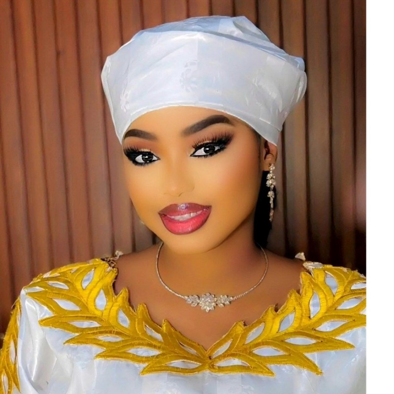 Khadija Tsoho (@khadija_tsoho25) | Snapchat Stories, Spotlight & Lenses
