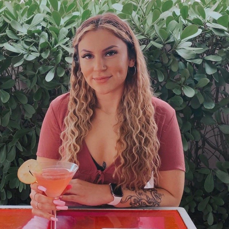 kaelyn 🦋 huffman (kkaelynn) Snapchat Stories, Spotlight & Lenses