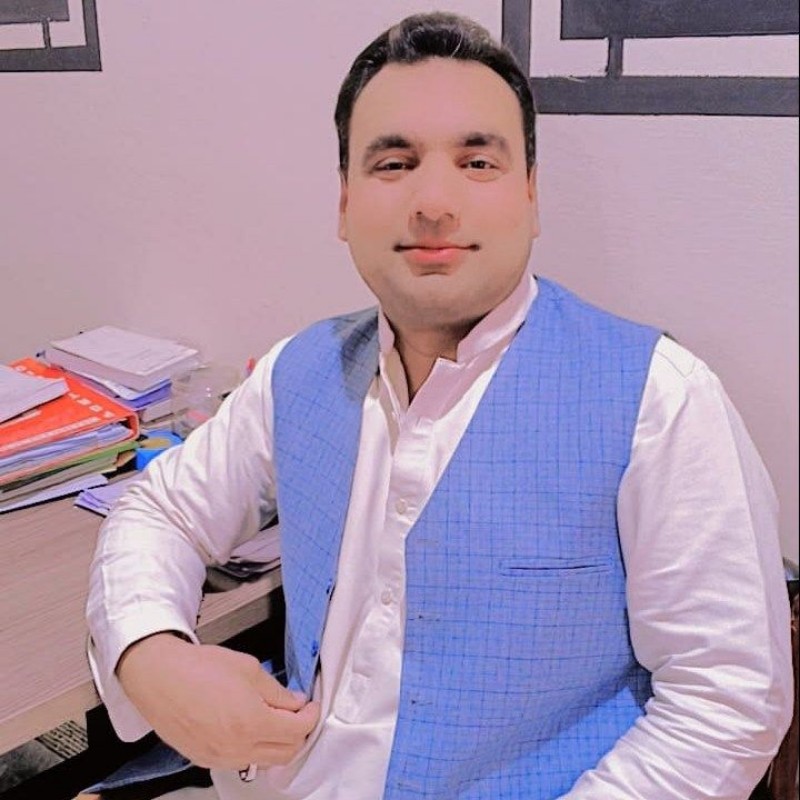 Labib Iqbal Kharal (@labipiqbal) | Snapchat Stories, Spotlight & Lenses